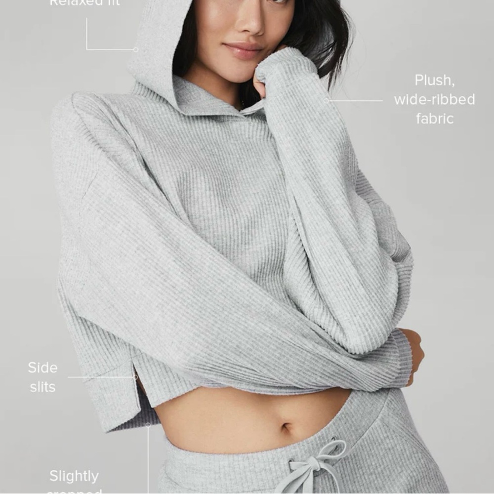 Alo Yoga Muse Hoodie, cozy athletic gray